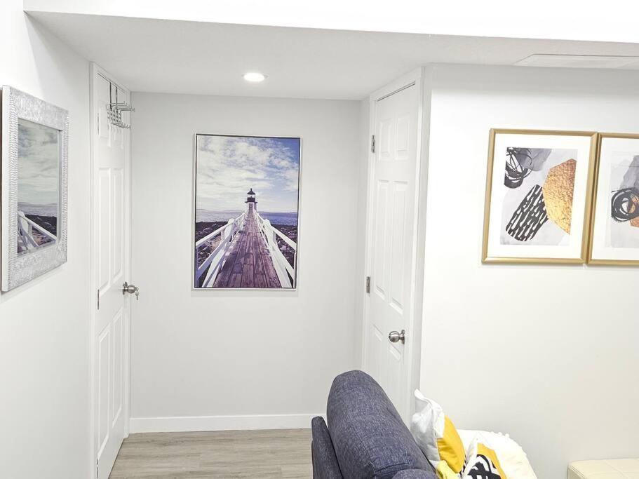 Cozy Suites In Calgary Area Balzac Buitenkant foto